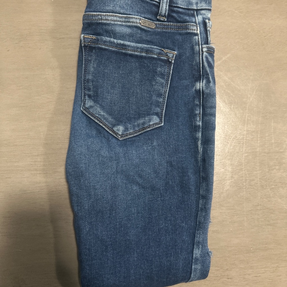 Jeans - Picture 8 of 16